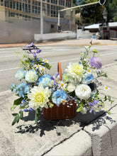 Load image into Gallery viewer, B47 Blue Style basket